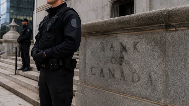 Bank of Canada Security Staff Strike: Implications for Stability and Trust