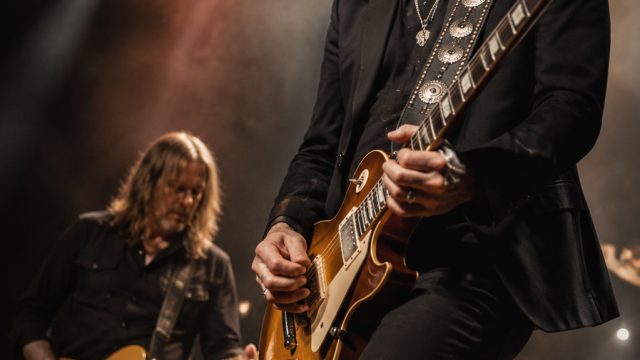 Experience the Magic of Guitar: The Journeymen Live Show in Chilliwack